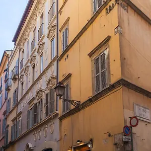  Apartment Domus Lupae -live In The Heart Of